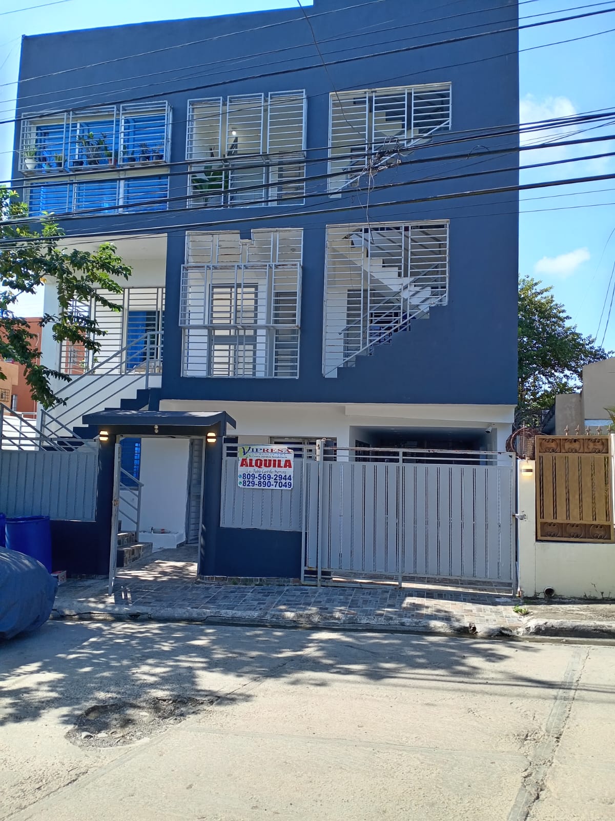 casas - Se alquila una casa en la Av. Jacobo Majluta
