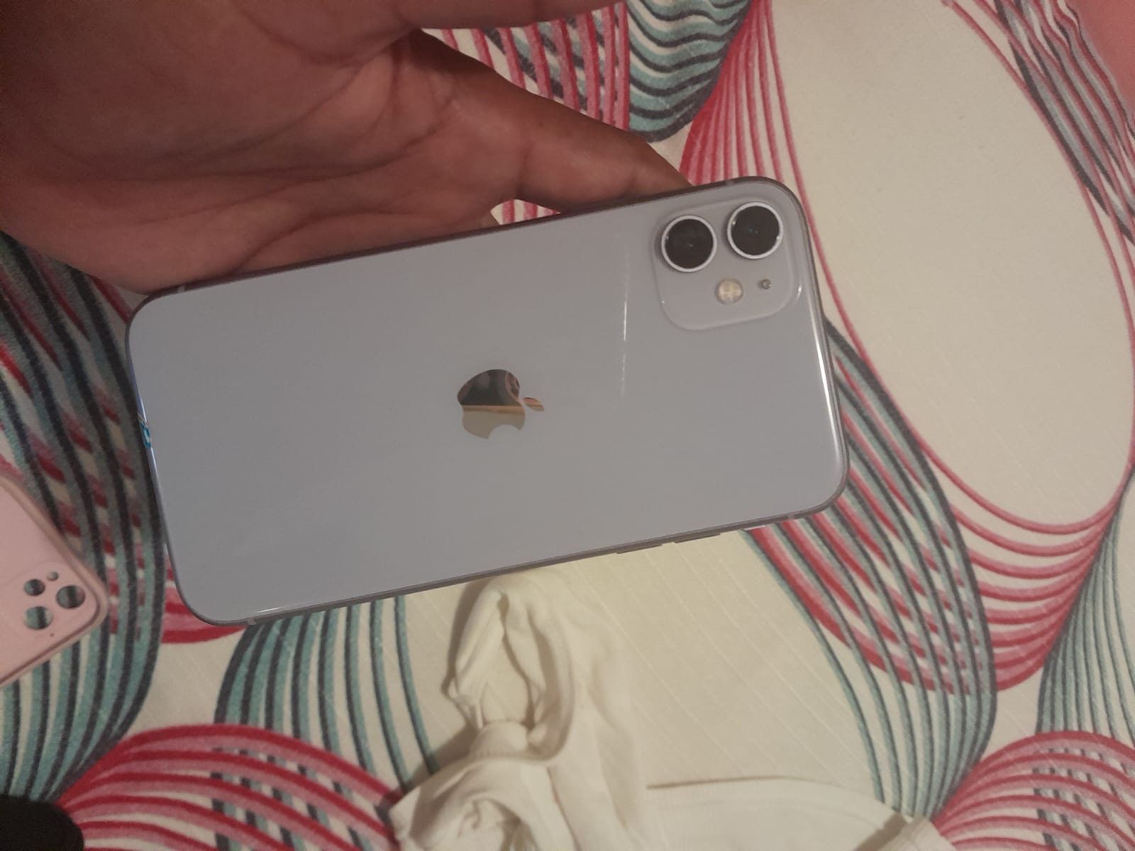 celulares y tabletas - Vendo IPhone 11 como NUEVO 3