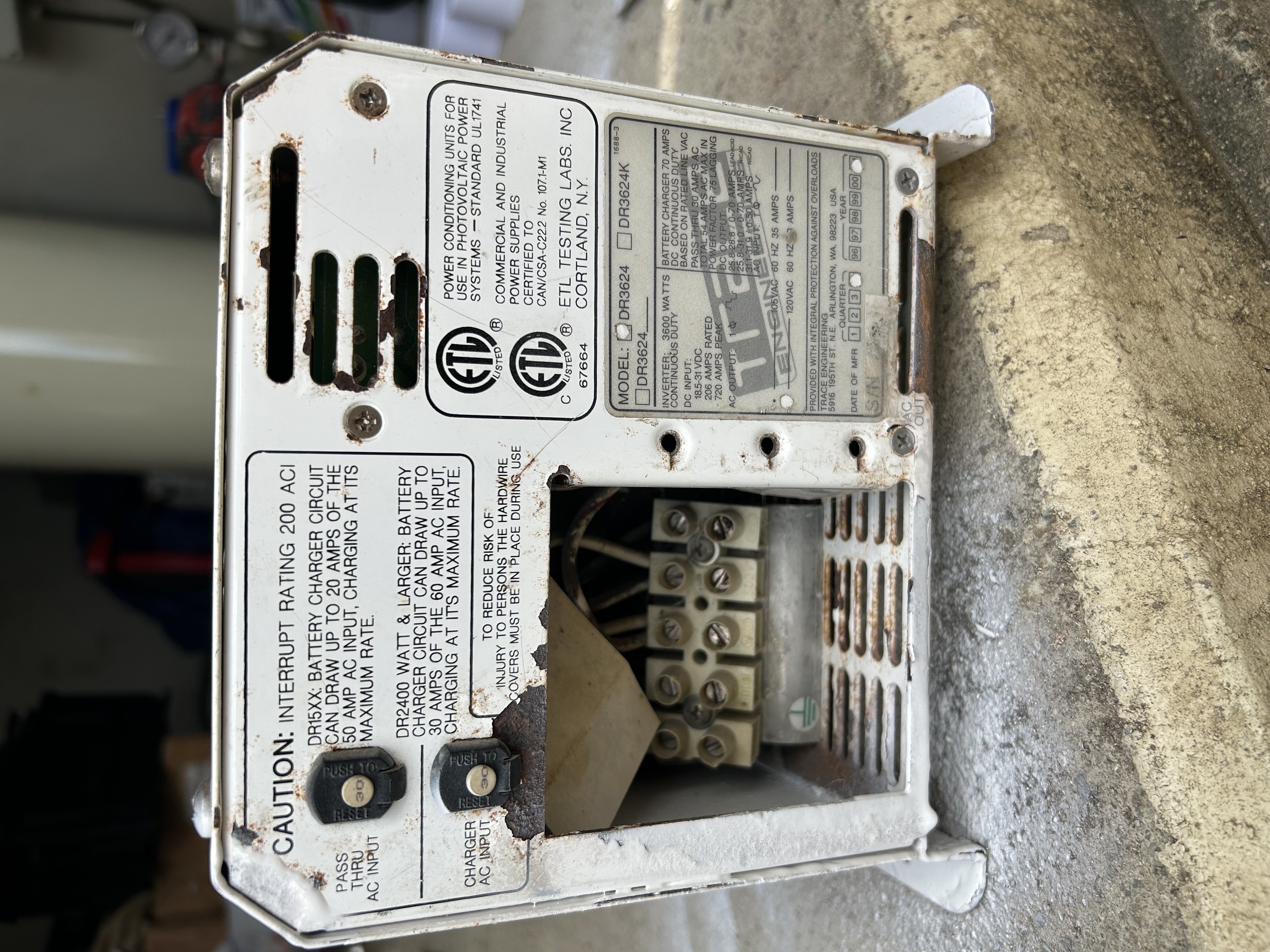 plantas e inversores - INVERSOR TRACE  1