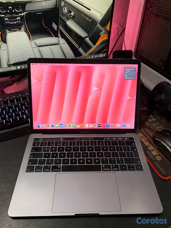 computadoras y laptops - MacBook Pro 2018 16RAM 256SSD TouchBar+TouchID 3