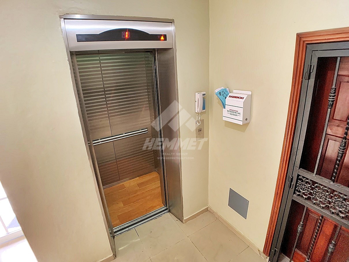 apartamentos - 3ER PISO CON ELEVADOR PROXIMO A LAS DIANAS SANTIAGO  9