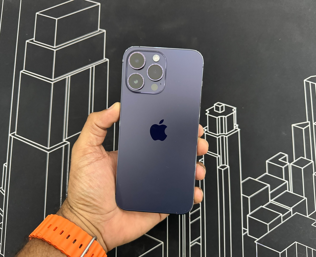 celulares y tabletas - iPhone 14 Pro Max 256GB Como Nuevo, Desbloqueado Altice/ TIENDA