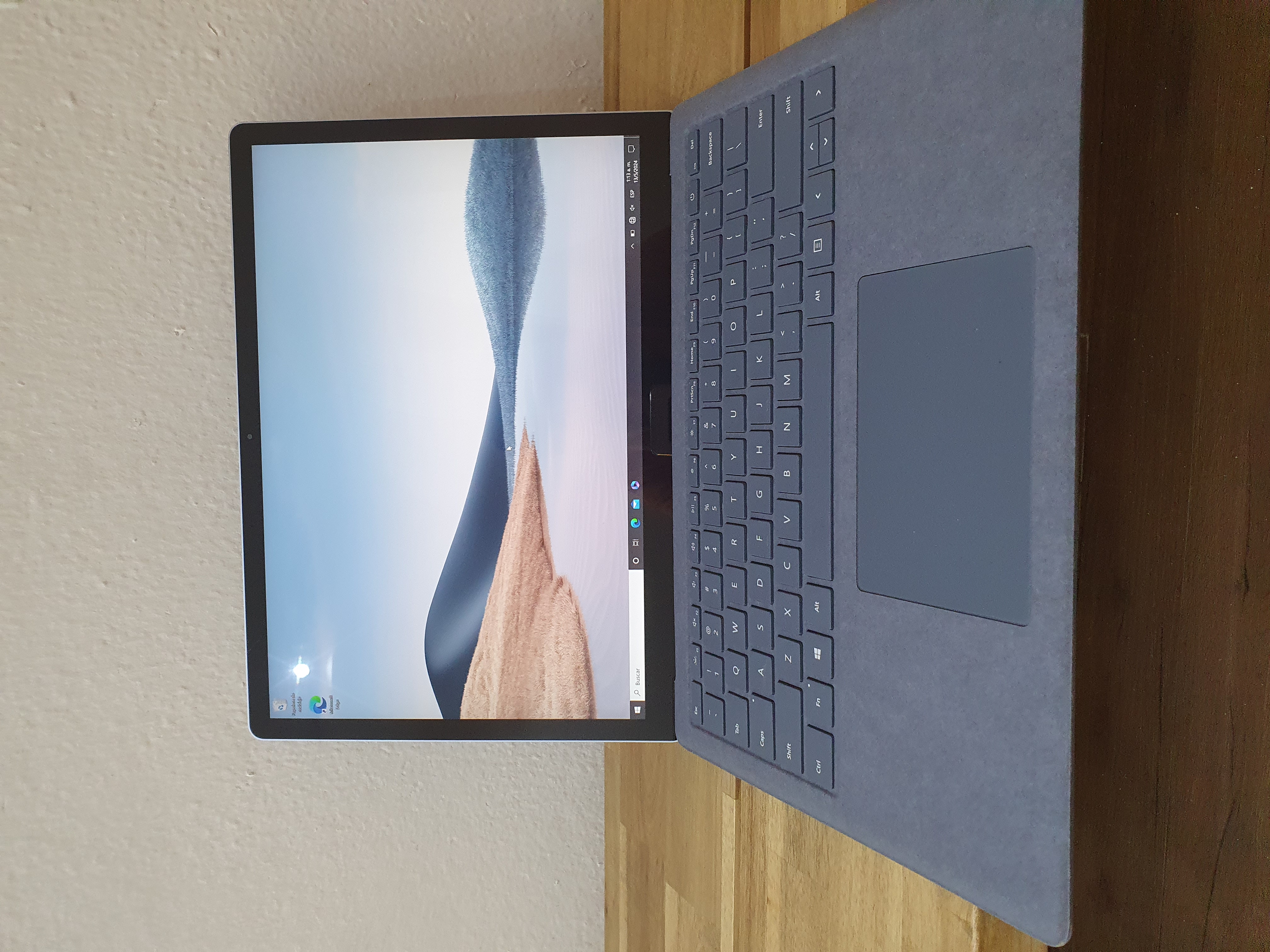 computadoras y laptops - Laptop Microsoft Surface 4 13.5" QHD, Core i5 11th, 512GB SSD, 8GB RAM, Nueva 3