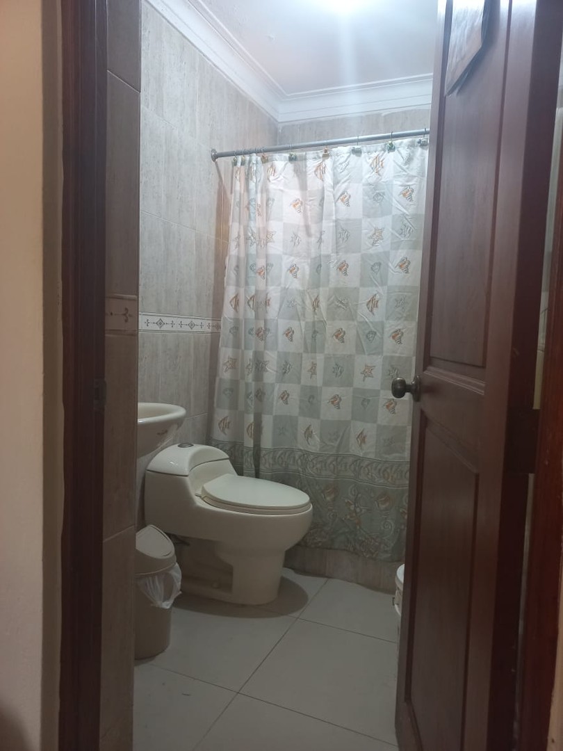 apartamentos - Se vende apartamento primer nivel en El Condado 8