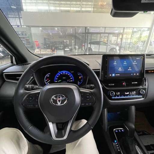 jeepetas y camionetas - Toyota  Cross híbrida 2023 nuevaaaa 6