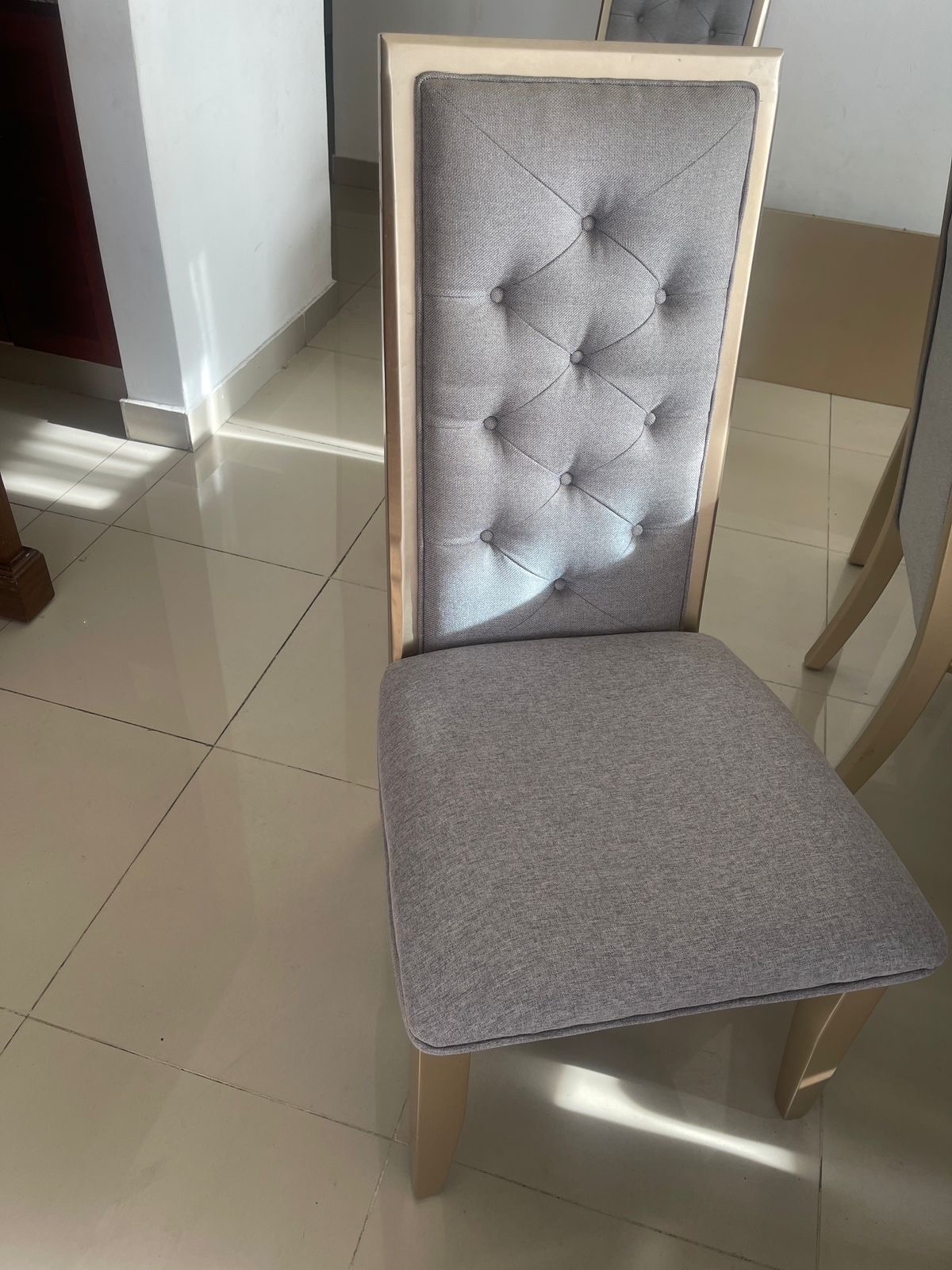 muebles y colchones - Comedor usado como nuevo 2