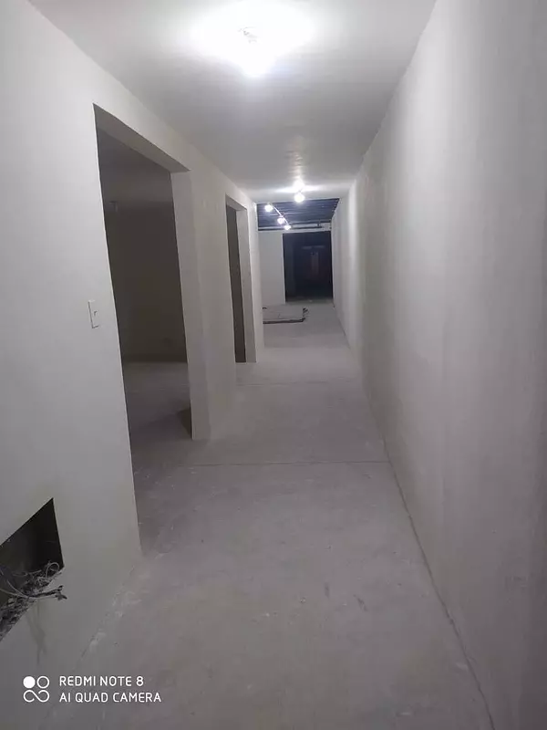 oficinas y locales comerciales - VENDO/RENTO EDIFICIO COMERCIAL 9