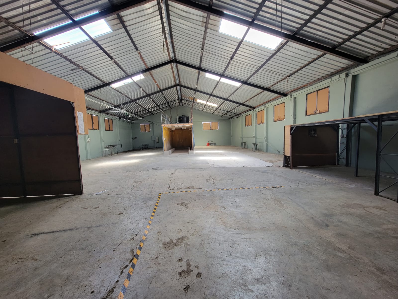 oficinas y locales comerciales - ALQUILER NAVE COMERCIAL - INDUSTRIAL SAN CARLOS  1