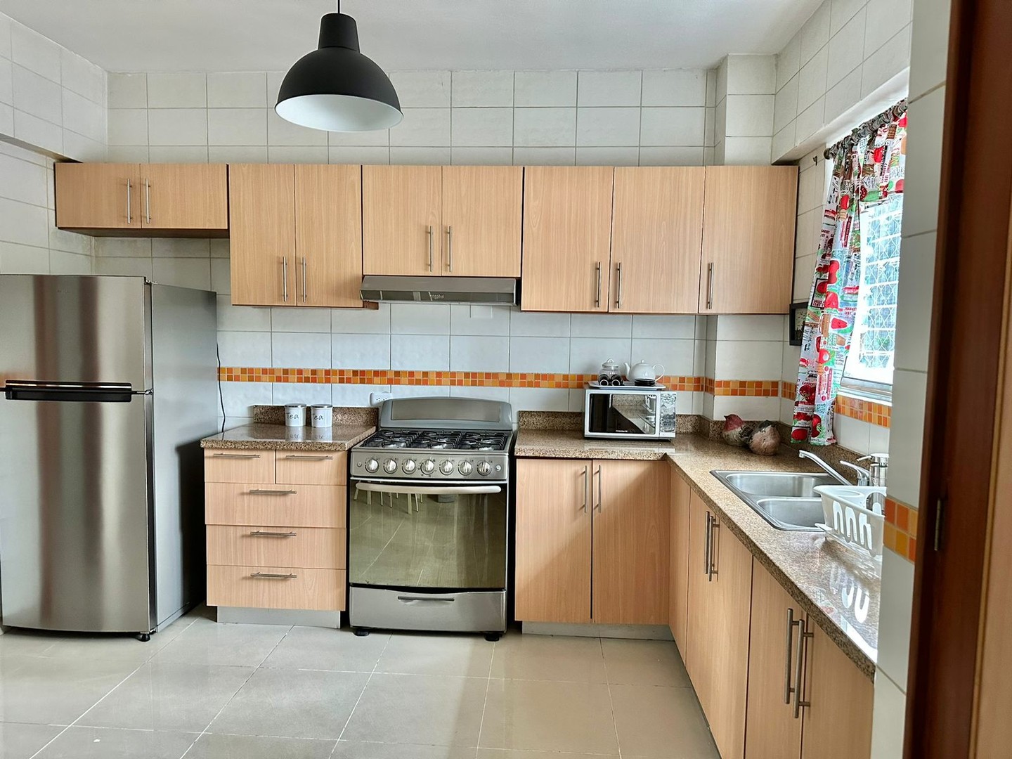 apartamentos - Se alquila apartamento amueblado en Piantini 4