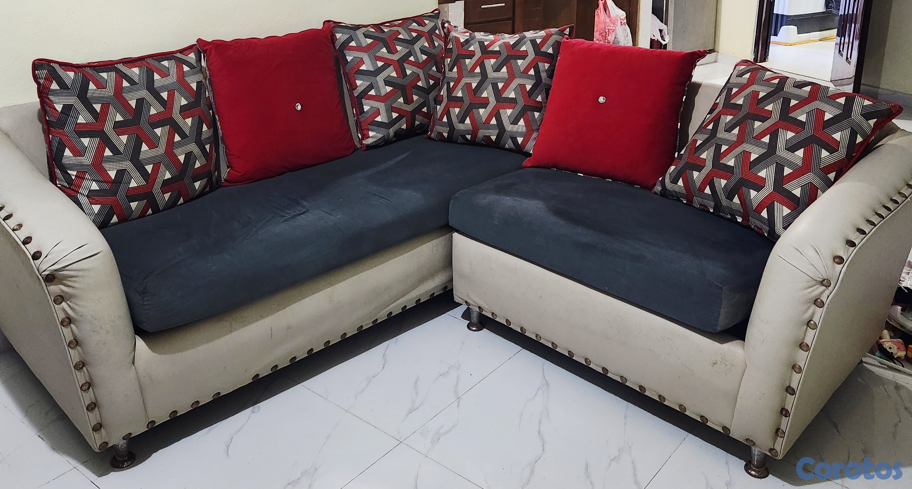 muebles y colchones - Mueble tipo L y juego de comedor 2