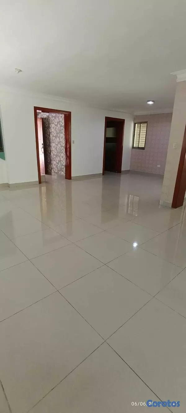apartamentos - Se Alquila Amplia Casa en Los Prados 7