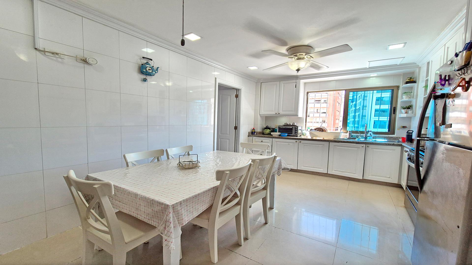 apartamentos - Apartamento en Venta en Piantini 9