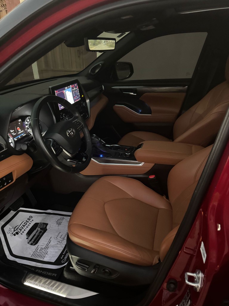 jeepetas y camionetas - Toyota higlander 2021 4