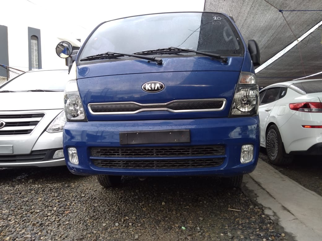 camiones y vehiculos pesados - KIA BONGO 2017 AZUL CAMION
DESDE: RD$ 890,100.00
 0