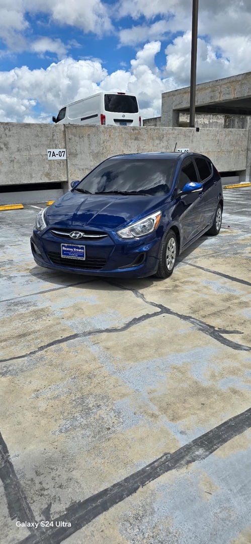 carros - Hyundai Accent 2015