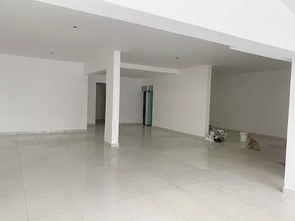 oficinas y locales comerciales - Local primer nivel Bella vista 3