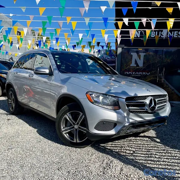 jeepetas y camionetas - MERCEDES BENZ GLC 300 4MATIC 2017 7