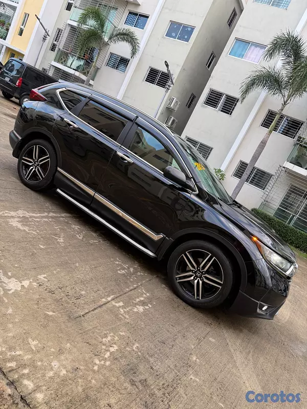 jeepetas y camionetas - Honda CR-V LX 4x2 automática 2019 4