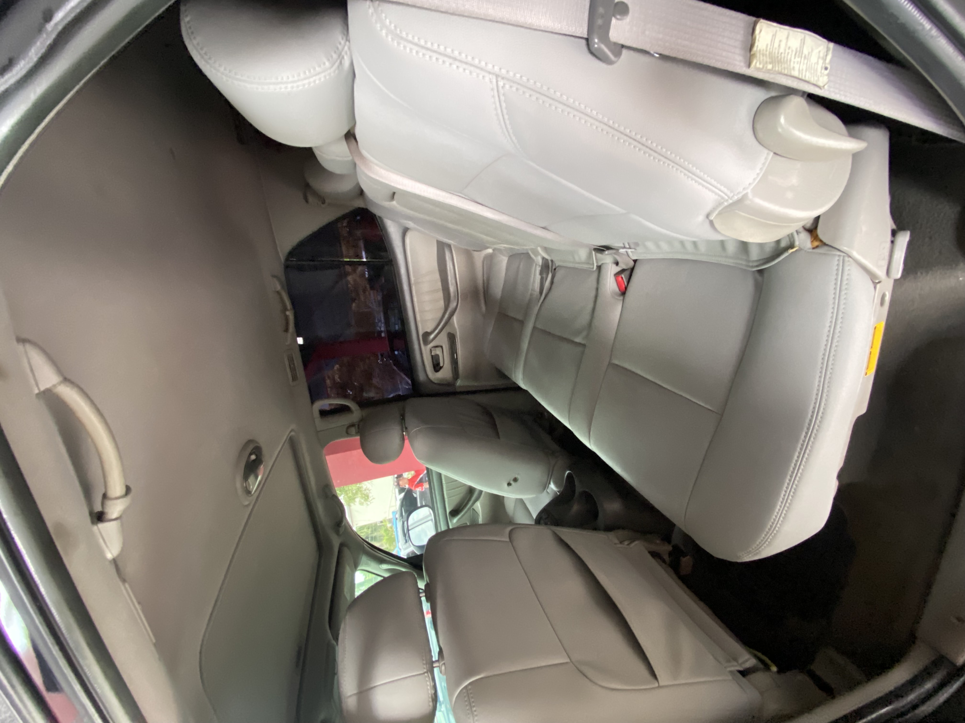 jeepetas y camionetas - TOYOTA SEQUOIA 2002 4