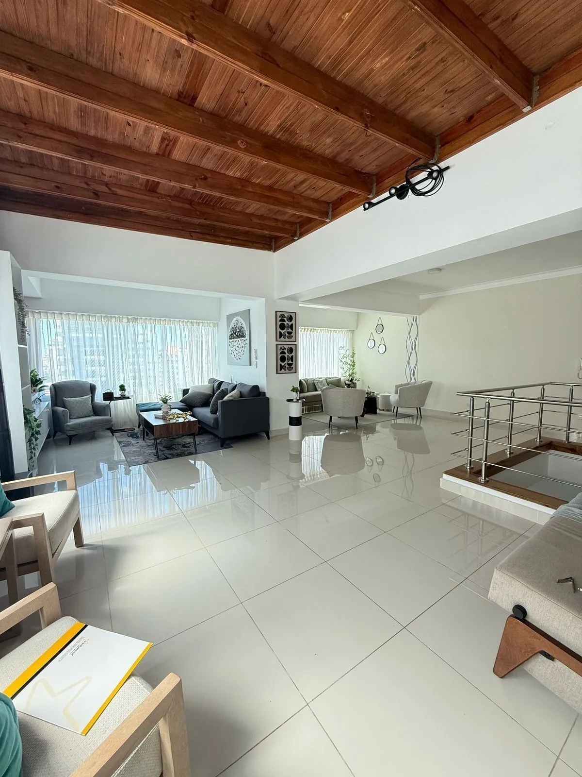 penthouses - Venta de Penthouses en Evaristo Morales 1