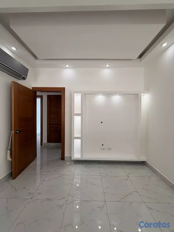 apartamentos - Lujoso Penthose ubicado en sector el Millón  10