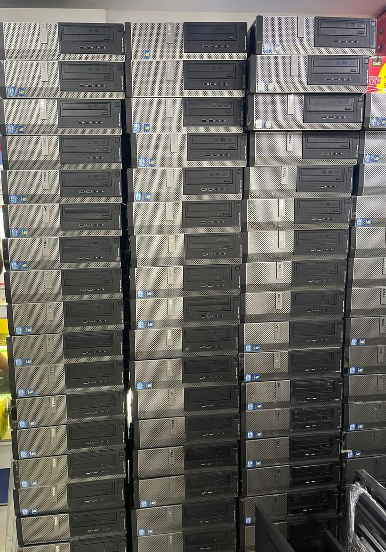 computadoras y laptops - CPU DELL OPTIPLEX 390 i3, 4gb, 250/500
