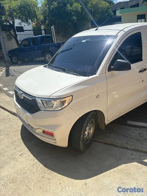jeepetas y camionetas - Chevrolet N400 4