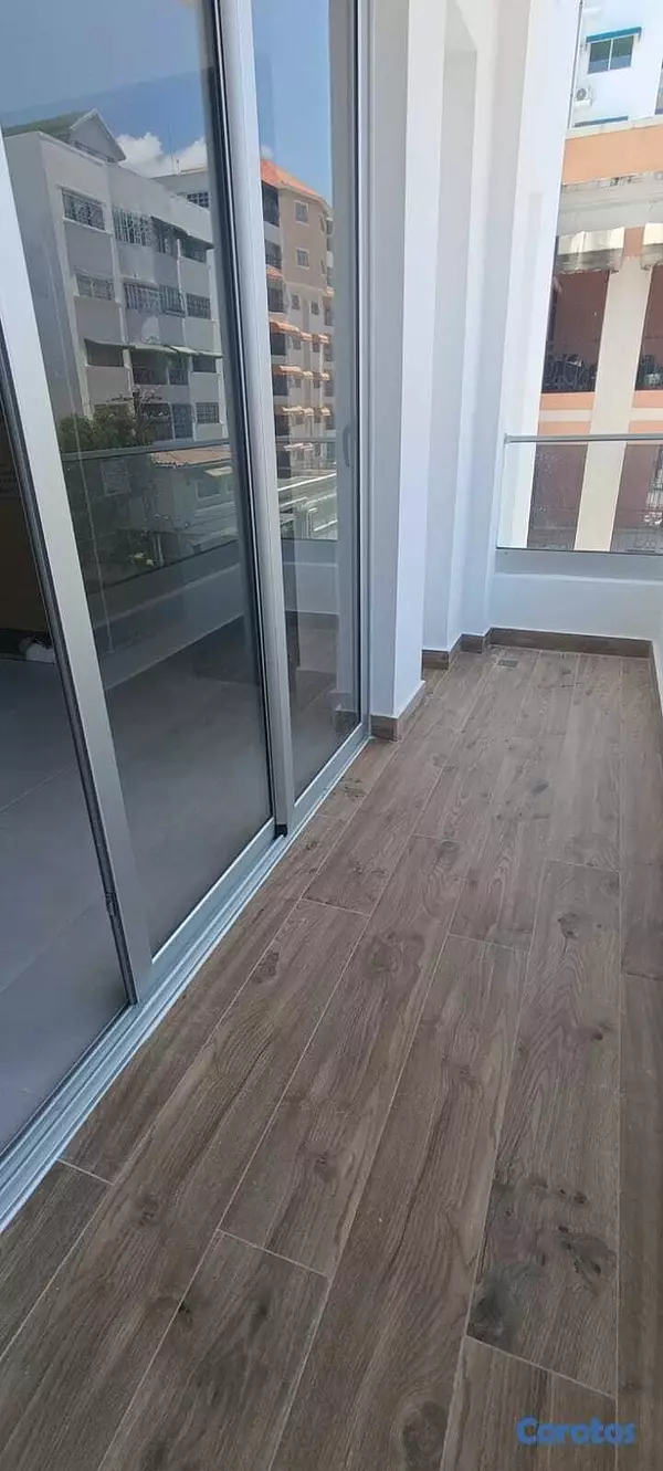 apartamentos - Urb. Real Hermoso apartamento con balcón, 2hab 6