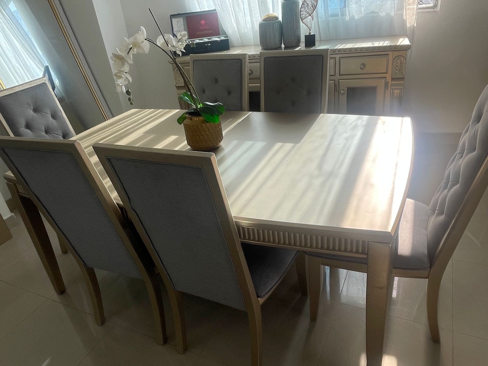 muebles y colchones - Comedor usado como nuevo 3