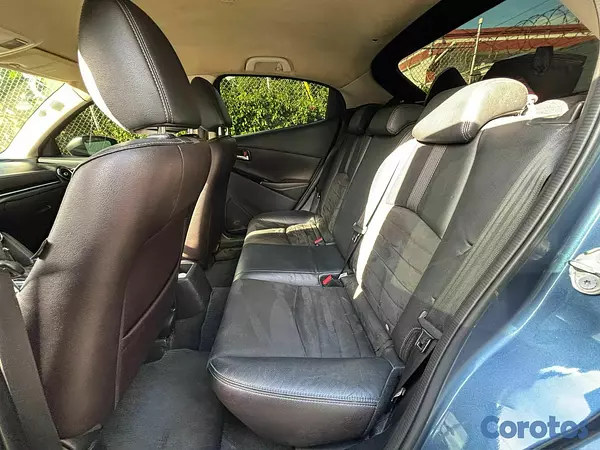 carros - MAZDA DEMIO 2017 DIÉSEL 8