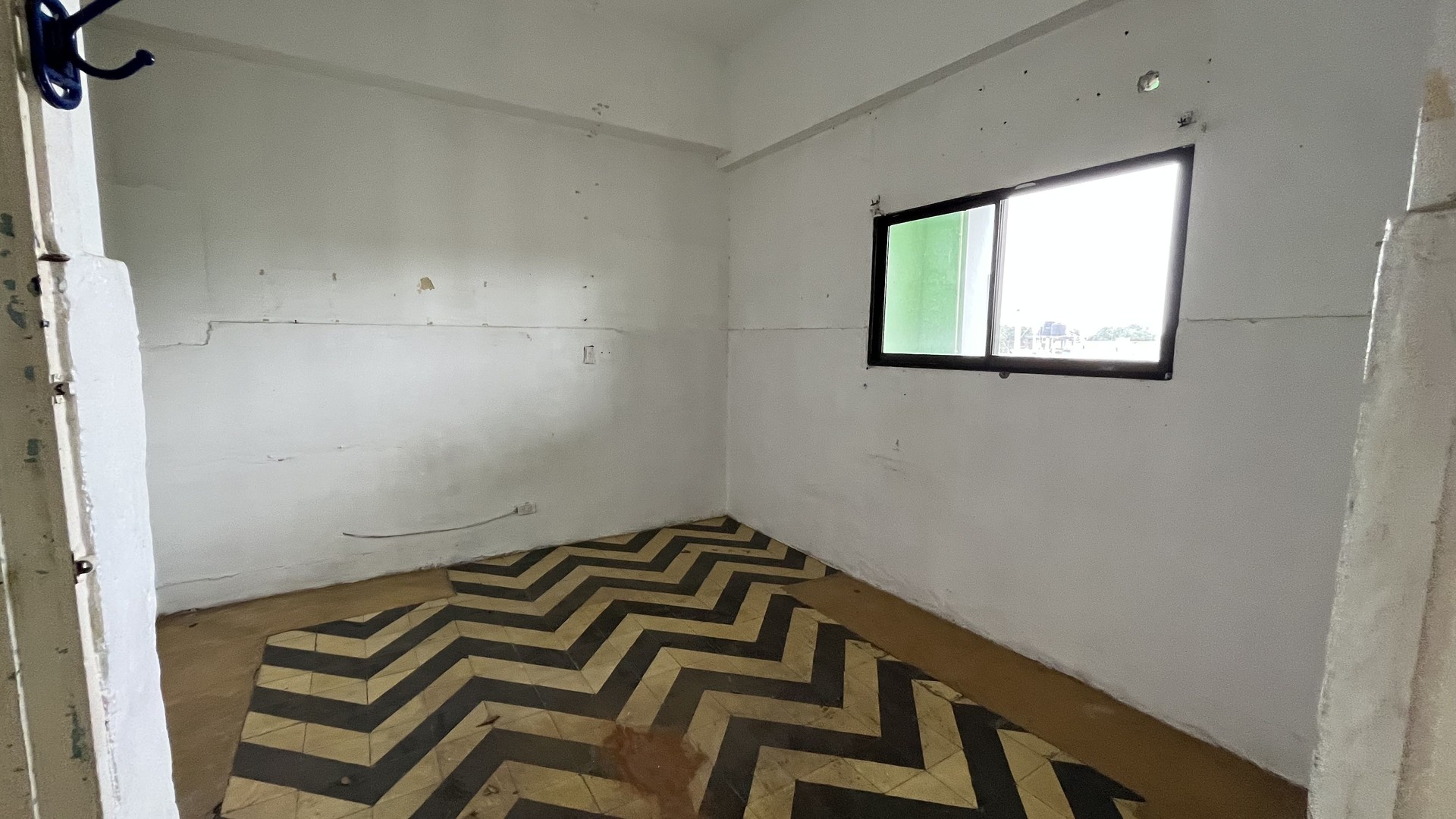 oficinas y locales comerciales - Oficina en alquiler en la Zona Colonial 2