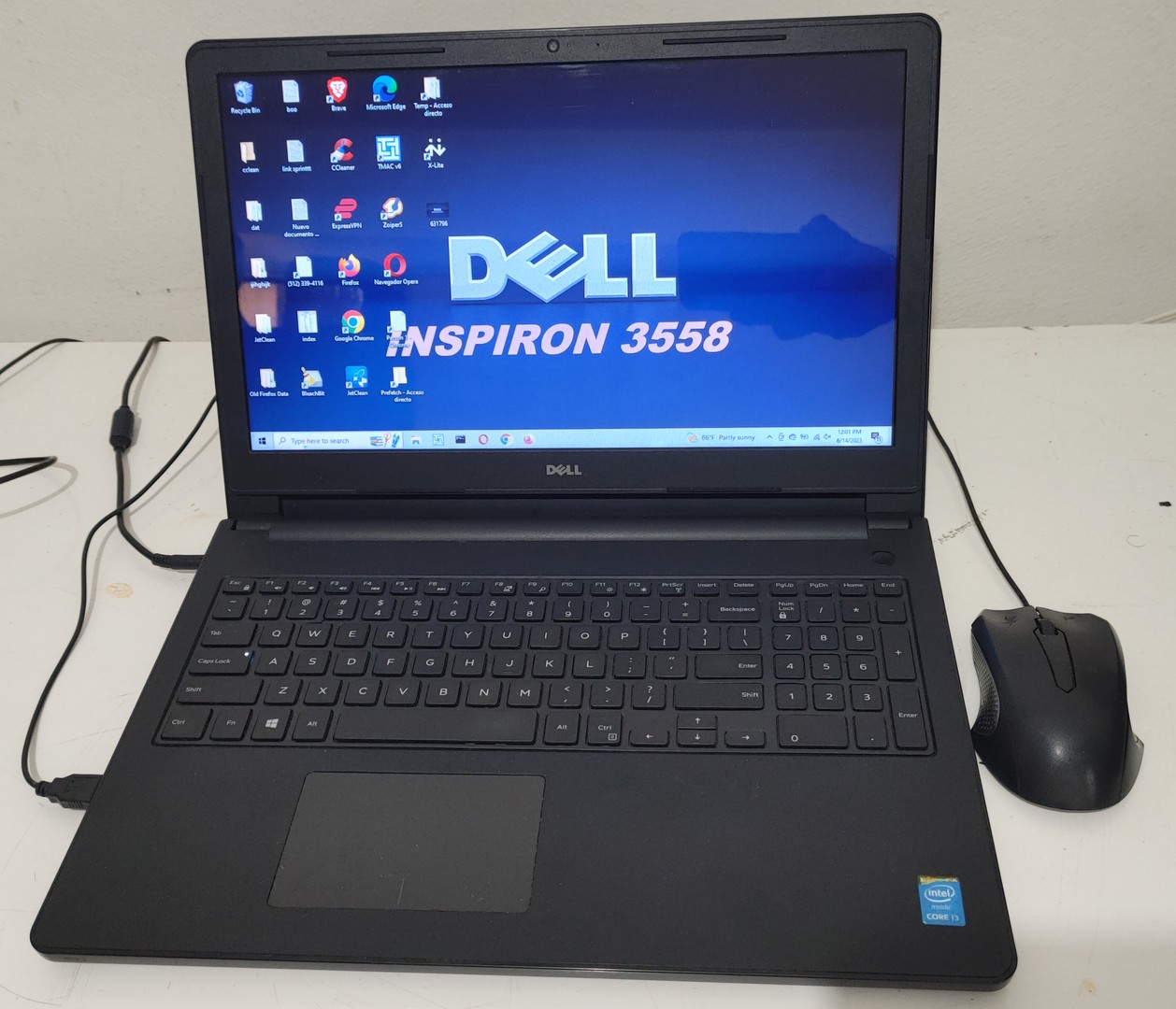 computadoras y laptops - Lap top Dell inspiron 3558 15.6" i3-5015U 2,10 GHz - 12GB Ram Disc 1tera Nitida