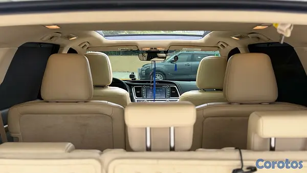jeepetas y camionetas - 2019 Toyota Highlander Limited Platinum 8