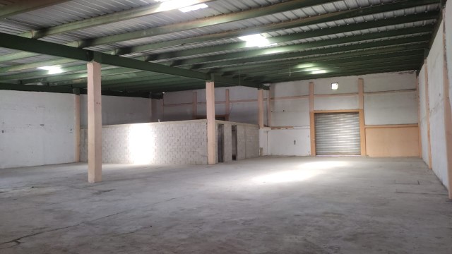 oficinas y locales comerciales - Rento nave industrial  1