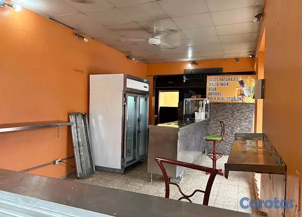 oficinas y locales comerciales - hermoso local en renta ideal para cafetería  2