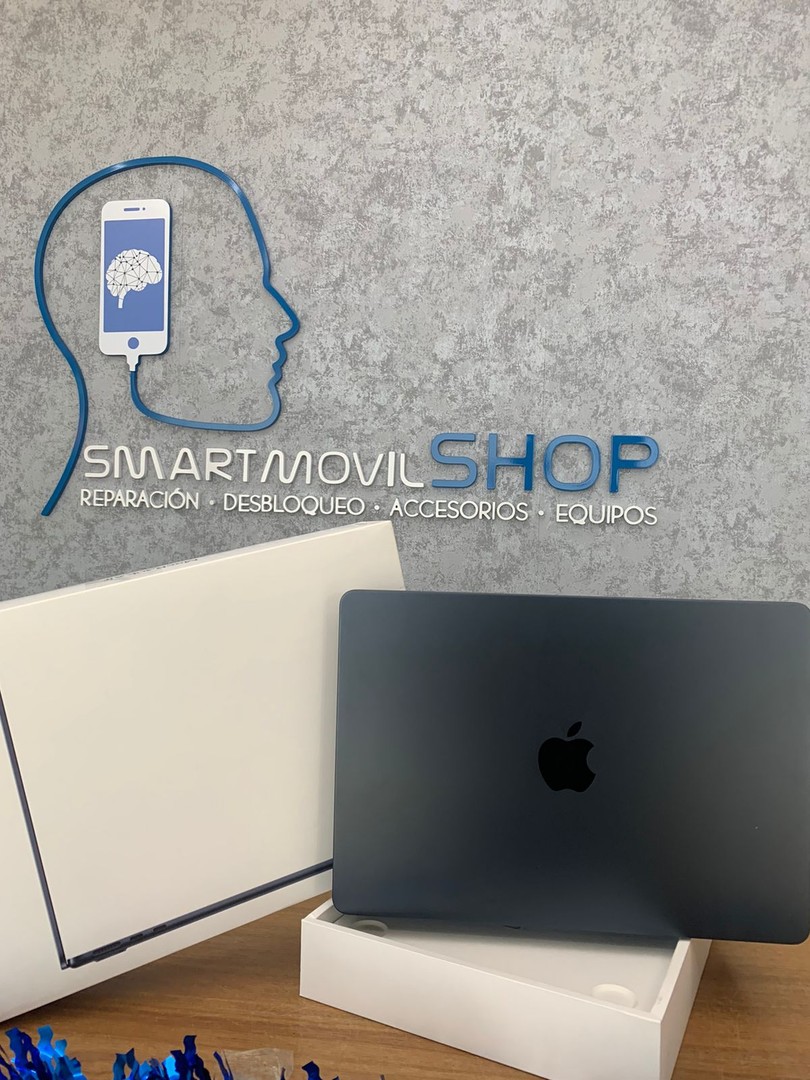 computadoras y laptops - MACBOOK AIR M2 13 PULGADA 8RAM 256GB OPEN BOX ( SOMOS TIENDA ) 1