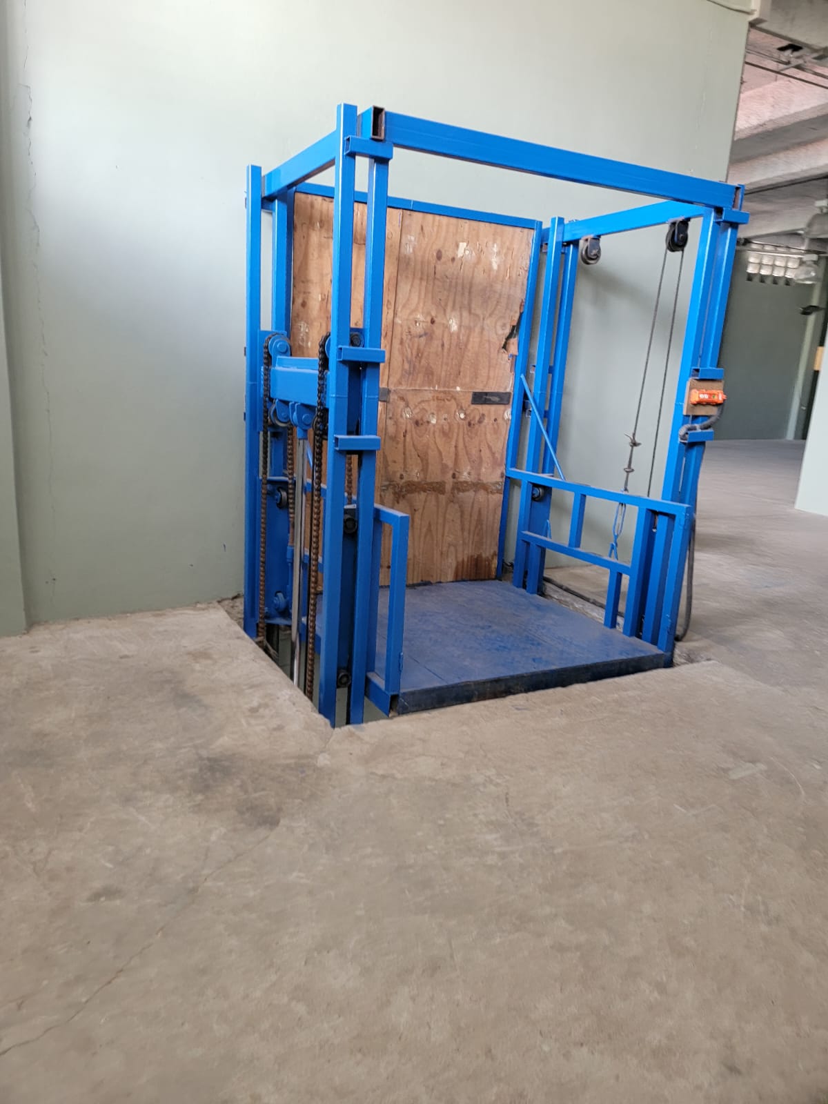 oficinas y locales comerciales - ALQUILER NAVE COMERCIAL - INDUSTRIAL SAN CARLOS  2