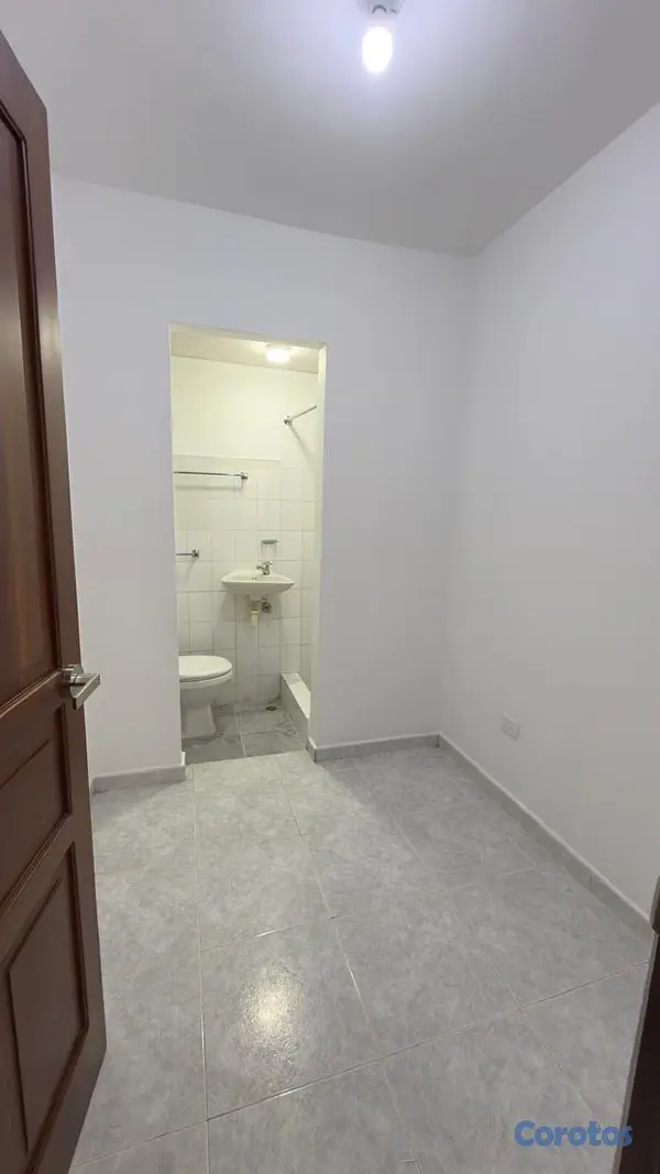 apartamentos - Alquilo apt de 2 hab en Evaristo Morales.  7