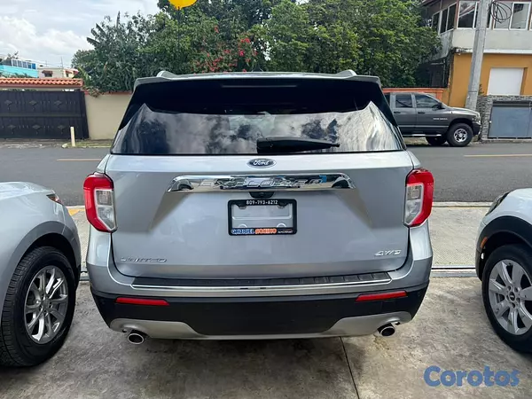 jeepetas y camionetas - Ford Explorer limited 4WD 2021 12