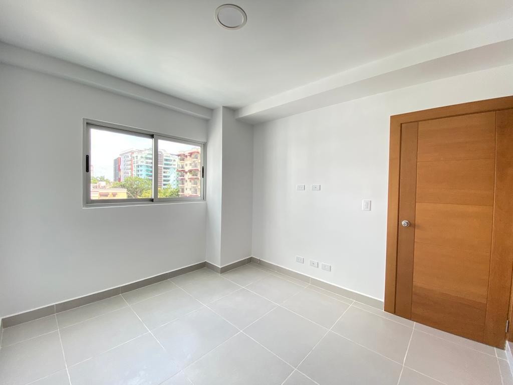 apartamentos - Apartamento en Evaristo Morales  4