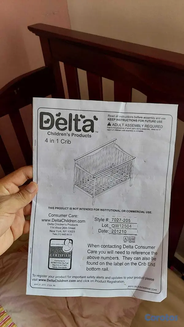 muebles - Cama Cuna Marca Delta- en buenas condiciones 3