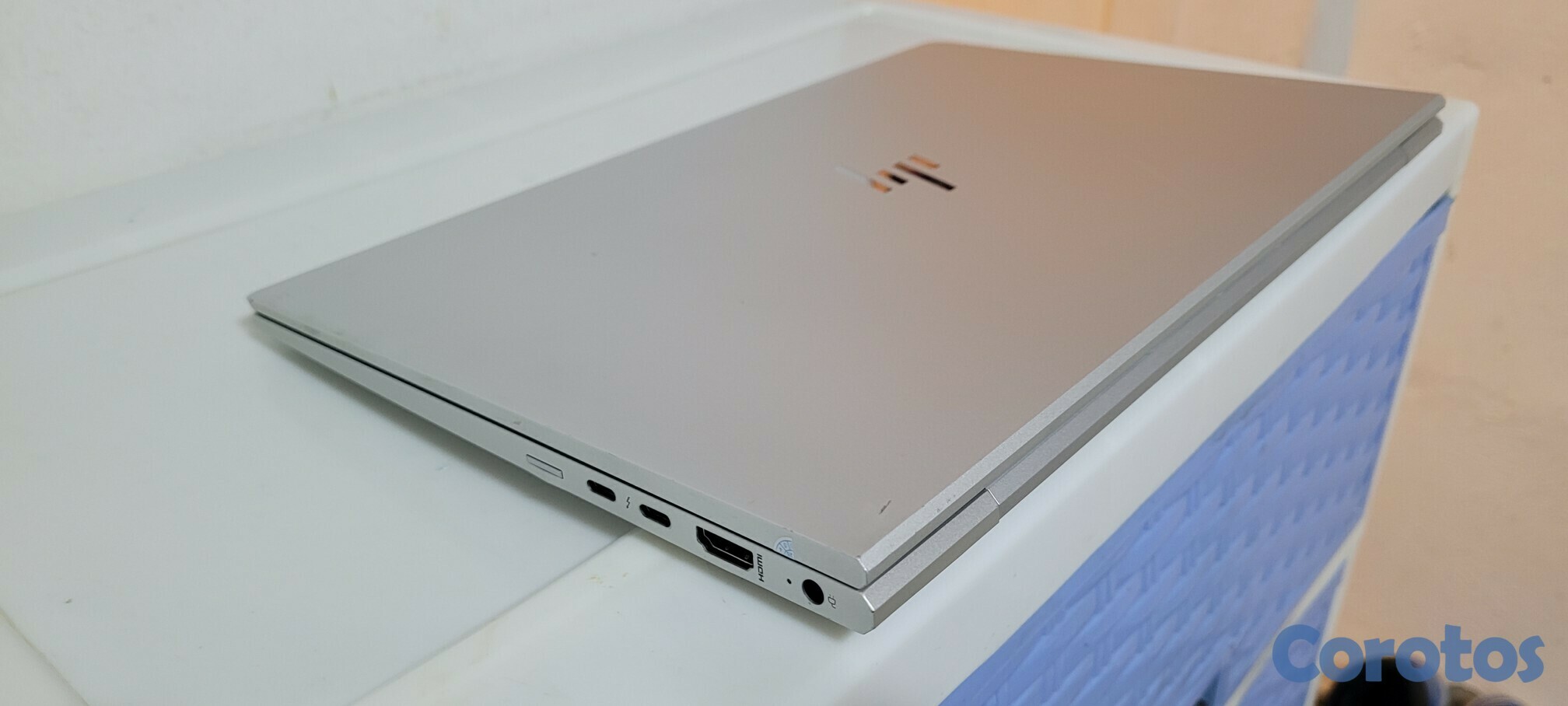 computadoras y laptops - Laptop hp Slim G5 14 Pulg Core i5 8va Gen Ram 16gb ddr4 Disco 256gb Video 8gb 3