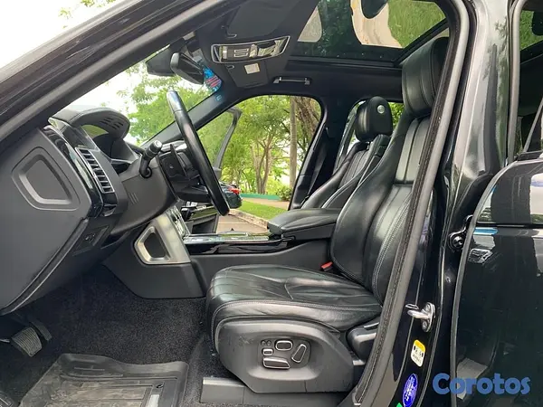 jeepetas y camionetas - LR Range Rover Vogue v8 como nueva, Muy bien cuidada  8