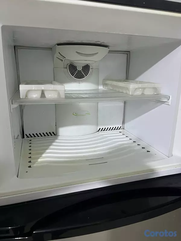 electrodomesticos - SE VENDE NEVERA NEDOCA DE 8 PIES GRIS TOTALMENTE EN PERFECTAS CONDICIONES  6
