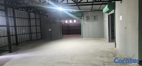 otros inmuebles - Venta de local tipo nave comercial en ensanche quisquella Distrito nacional  3