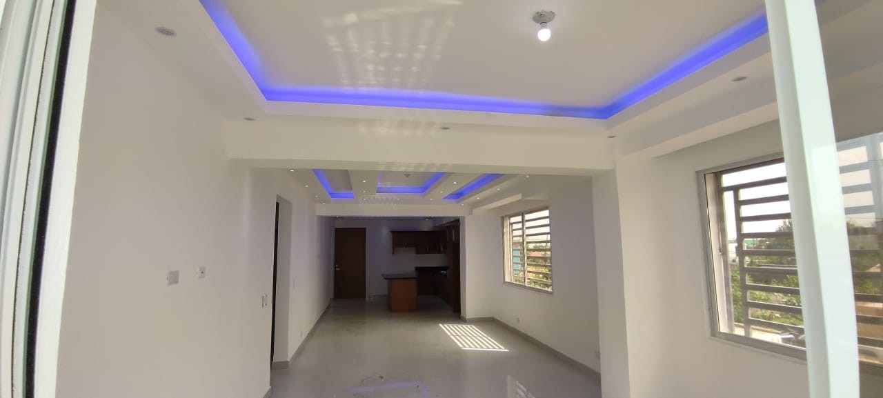 apartamentos - SE VENDEN Lujosos Apartamentos NUEVOS Terminación de Primera, Parqueo TECHADO 4