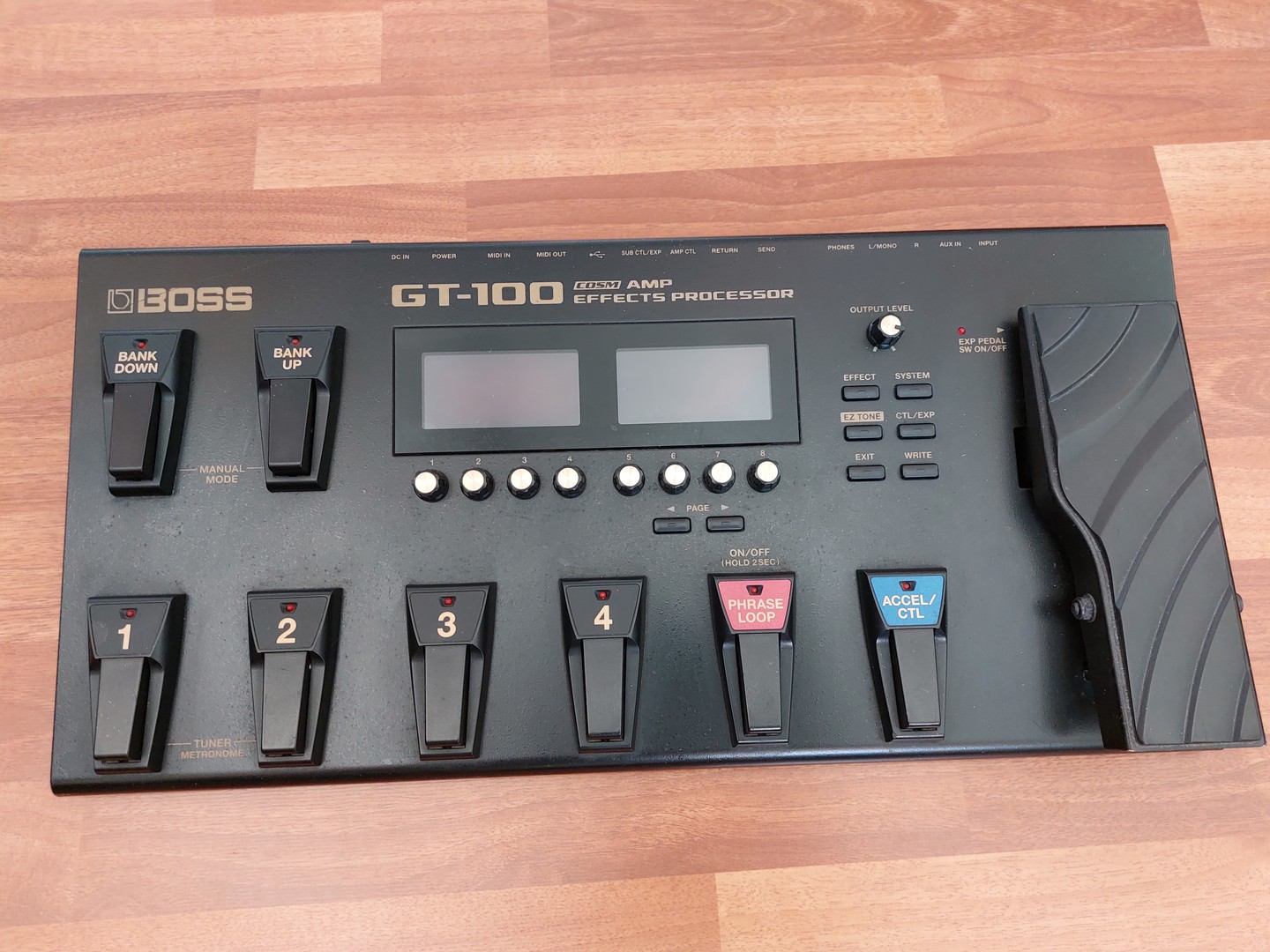 otros electronicos - Boss GT 100 Multiefectos para guitarra