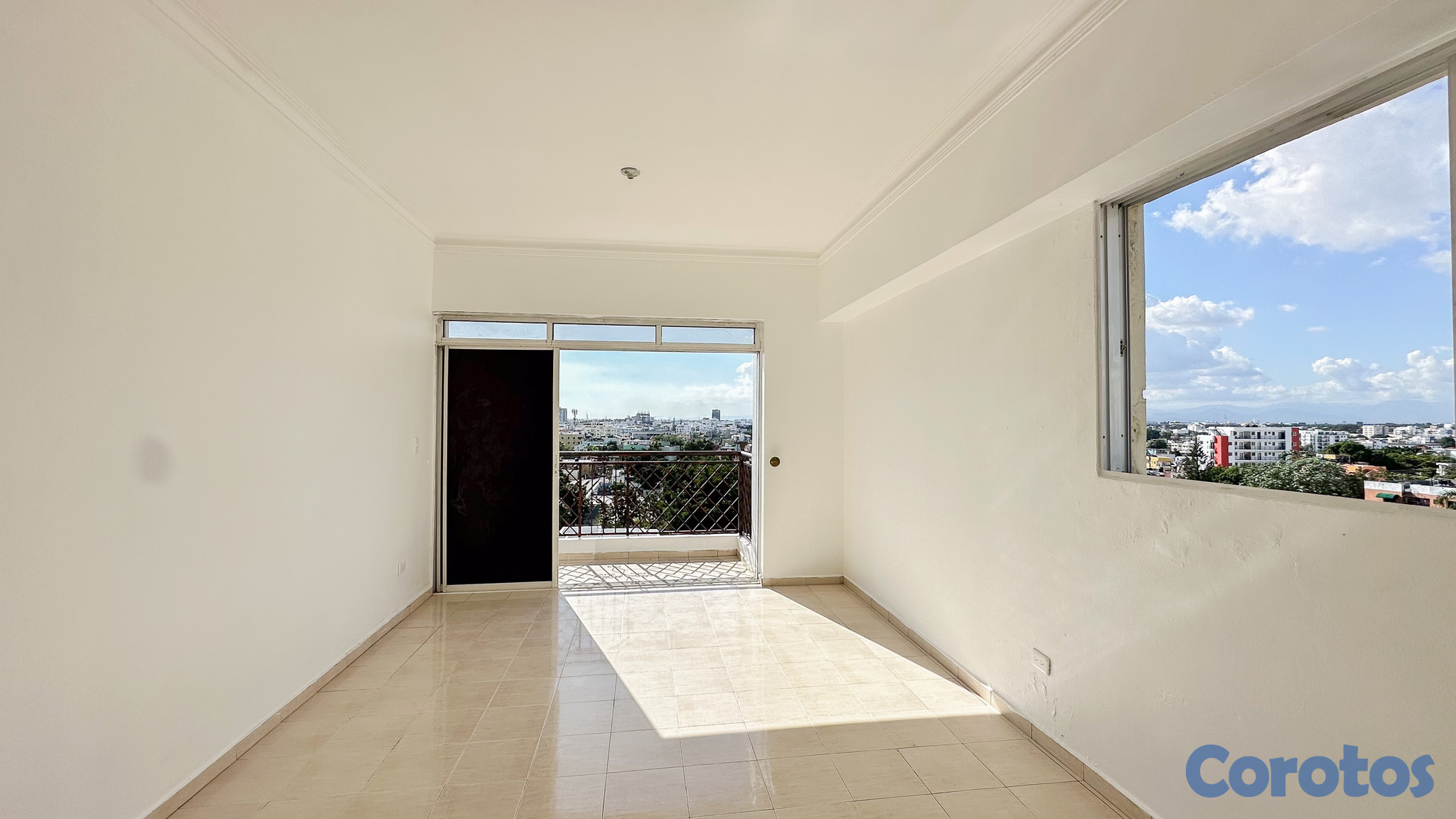 apartamentos - Apto 3 habitaciones en Evaristo Morales  2