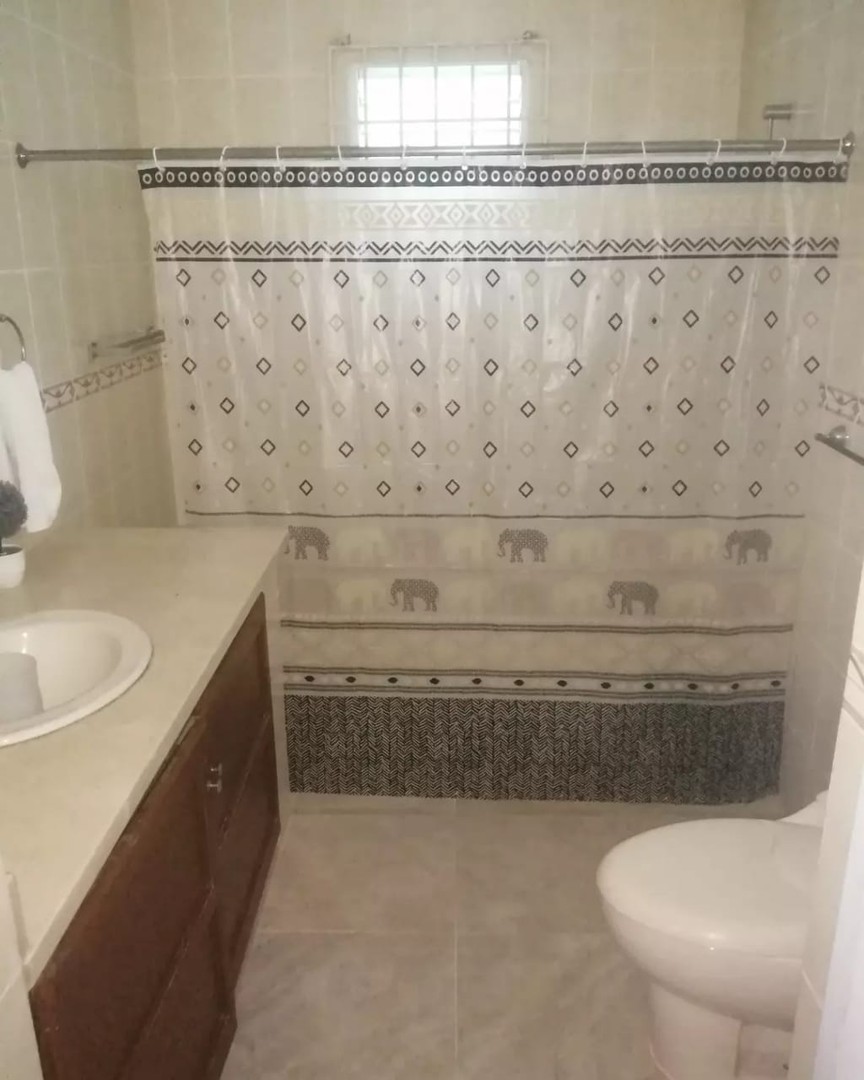 casas - Se vende casa en Los Prados Santo Domingo Este
