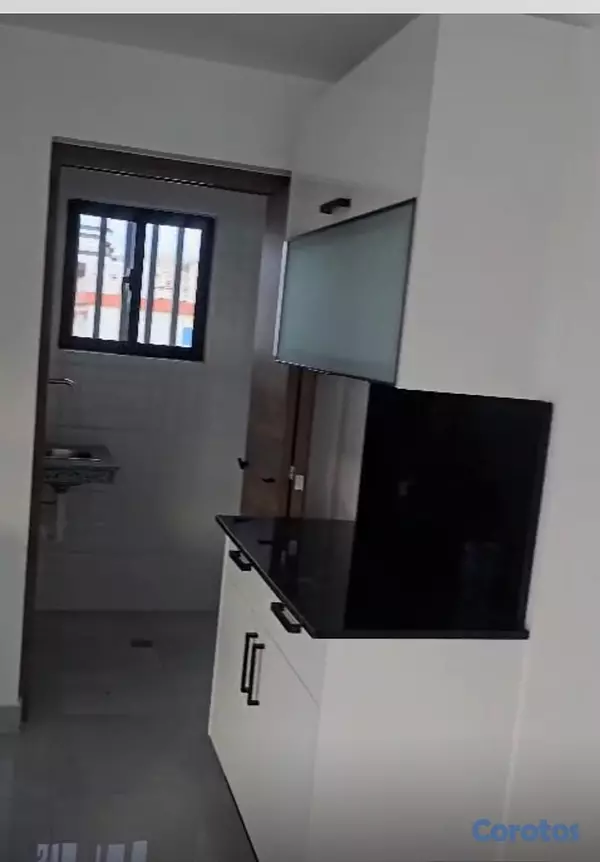 apartamentos - Alquiler Apartamento de 3 Habitaciones, Evaristo 3